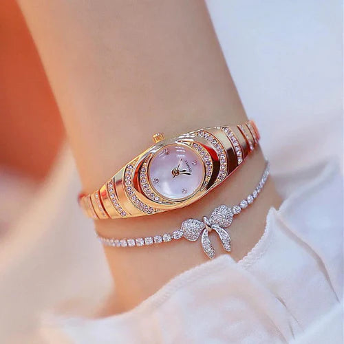 Gold Wristwatch - Reloj de Pulsera de Oro ✨