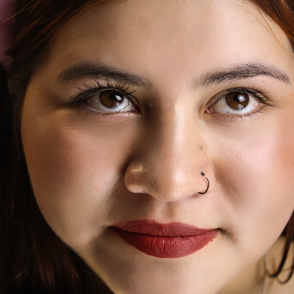 Exactitud Look Duo: Serum Nutritivo + Pestañina para Definición GRATIS